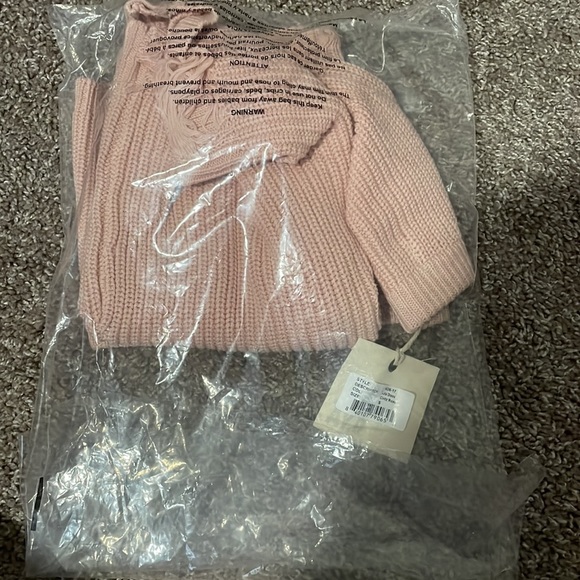 SER.O.YA Lola Dress in Cintz Rose - Picture 6 of 7